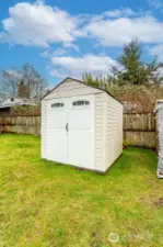 Shed In Huge Back Yard