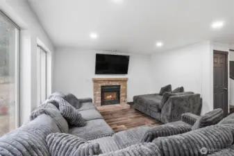 Cozy with the fireplace!