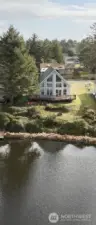 Right on the Canal!