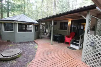 Here's your Maple Falls getaway