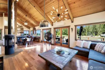 New tongue & groove ceiling w/ lg beams