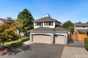 Fantastic Maple Valley home in Rosewood Parke!