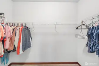 Walk-in Closet