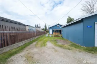 Further view of off road parking.