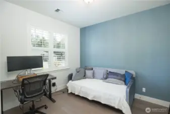 Office/3rd bedroom