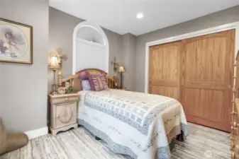 Guest house bedroom
