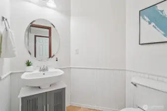 Half bath in main level