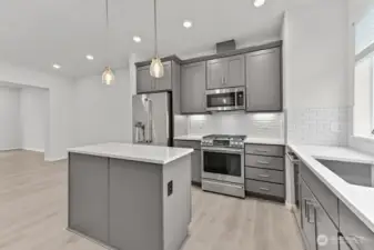 19288 NE 69th Circle Unit 104 ~ Ready Now