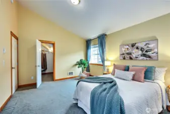 2nd upstairs bedroom