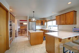 Refreshed chef's kitchen includes new appliances and new quartz counters!