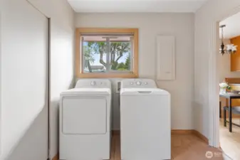 Oversized Utility room