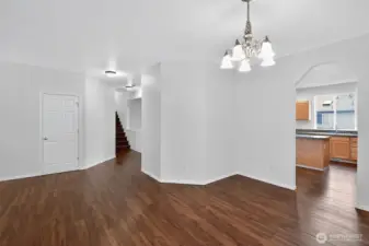 Form Dining / Entry