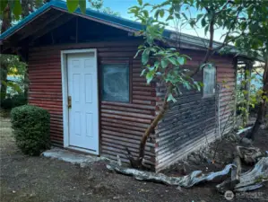Storage shed with electricity