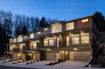 13210 NE 127th Unit E - Ready Now!