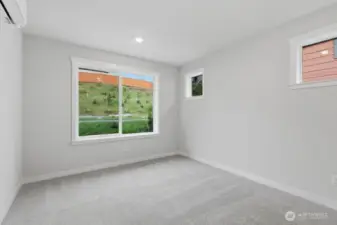 13210 NE 127th Unit E - Ready Now!