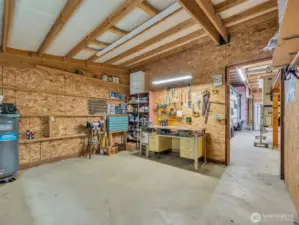 Office or possible, additional living space in the back of the detached shop. Buyer to verify.