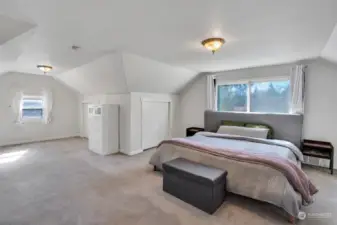 One of two very spacious upper-level bedrooms here with classic coved ceilings.