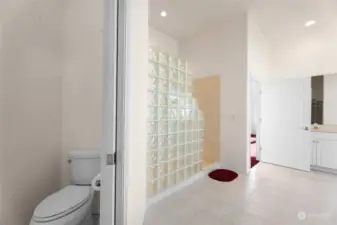 primary ensuite