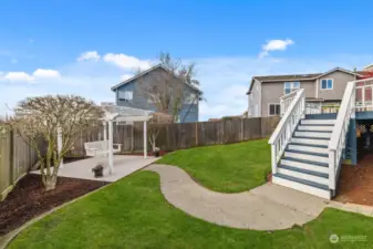 Custom pergola with swing