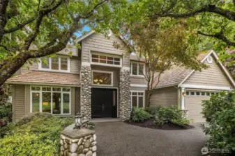 A refined elegance, set within a park-like setting, this spaciously and smartly laid out 4 bedroom home, with 2 bonus rooms and outdoor gazebo simply delights!