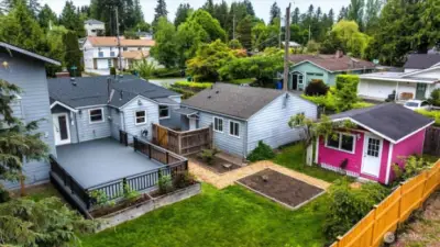 Rear view (note four raised beds)