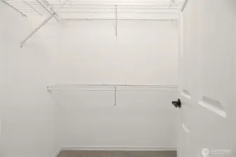 Walk-in closet