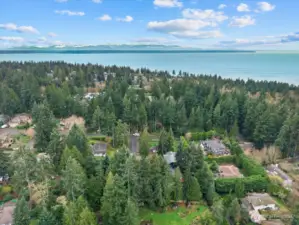 Minutes from waterfront