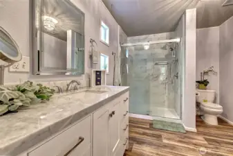 Owner's Suite Private Bathroom