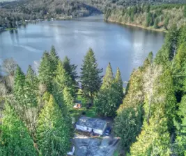 Arial View of Property Towards the Lake