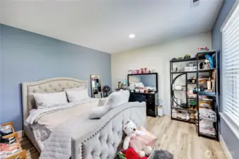 Office or flex space upstairs