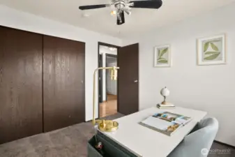 2nd bedroom