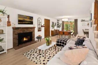 You can also enter the home directly from the garage and avoid getting wet on rainy days!