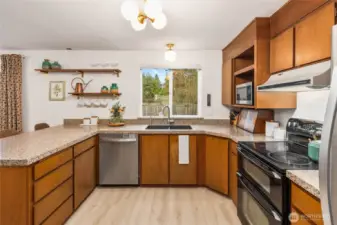 All kitchen appliances except the stove are new as of 2022.