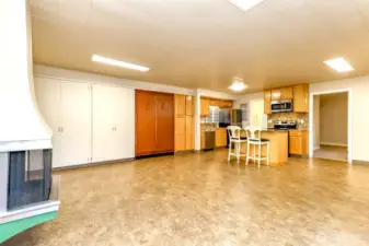 Over 880 Sqare Feet in the ADU. Imagine the Extra Income!