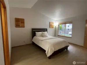Primary view 2
