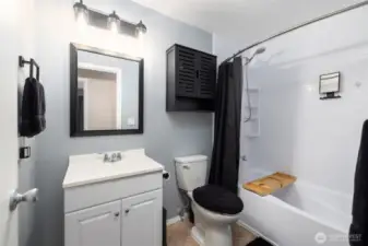 Full Bathroom