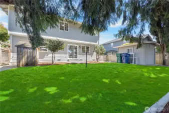 Backyard with multiple sheds