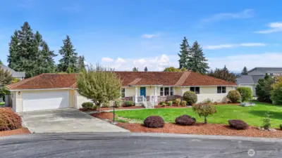 Another view of the front of the house and front yard.