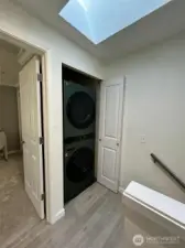 New Washer & Dryer stay. Laundry on the upper floor