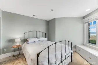 Fourth bedroom.