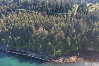 15 acres of waterfront and 1000 +/- of waterfront footage.