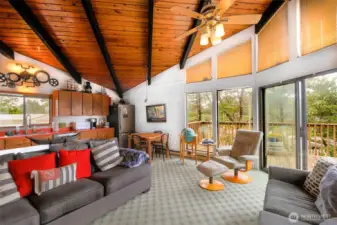 ---floor to ceiling windows --