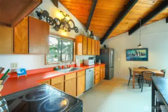 -- and an open kitchen ---
