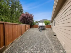 Boat/RV parking
