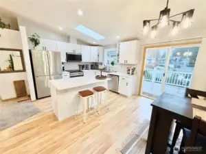 Brand new kitchen with skylight!