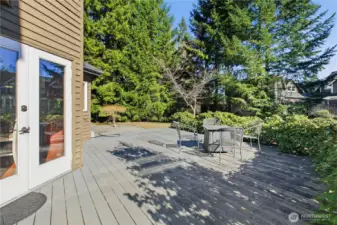 Another view of the large deck