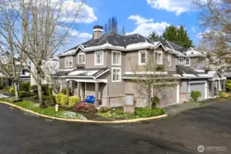 Additional highlights include a new furnace (2024), 2 car garage with overhead storage areas, engineered hardwoods throughout (except tile in the foyer and bathrooms and commercial grade carpet on the staircase) and 9-ft ceilings on the main floor.