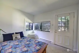 Back bedroom