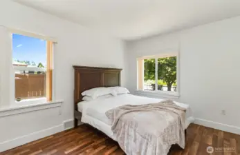 Secondary bedroom