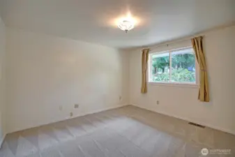 Bedroom #1
